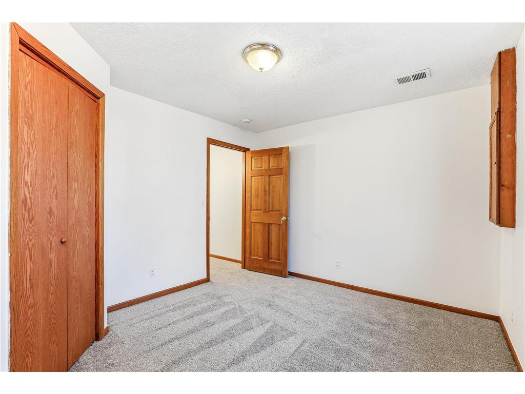 12525 Pinehurst Drive Burnsville MN 55337 7025476 image40