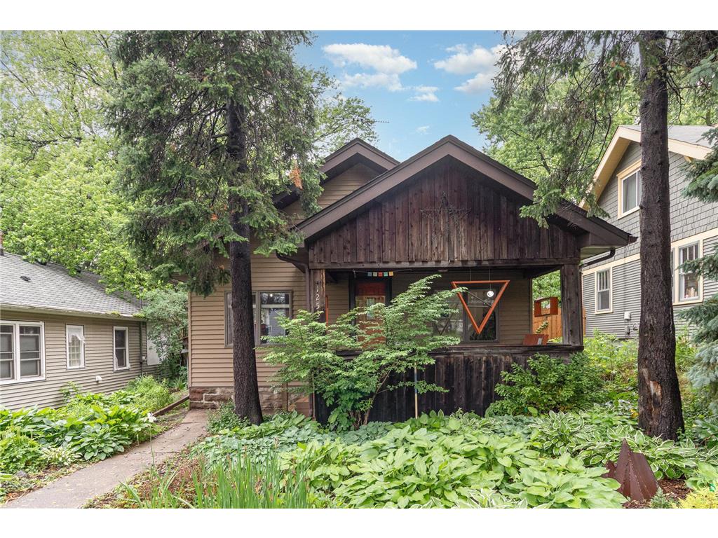 1253 Avon Street N Saint Paul MN 55117 6740268 image1