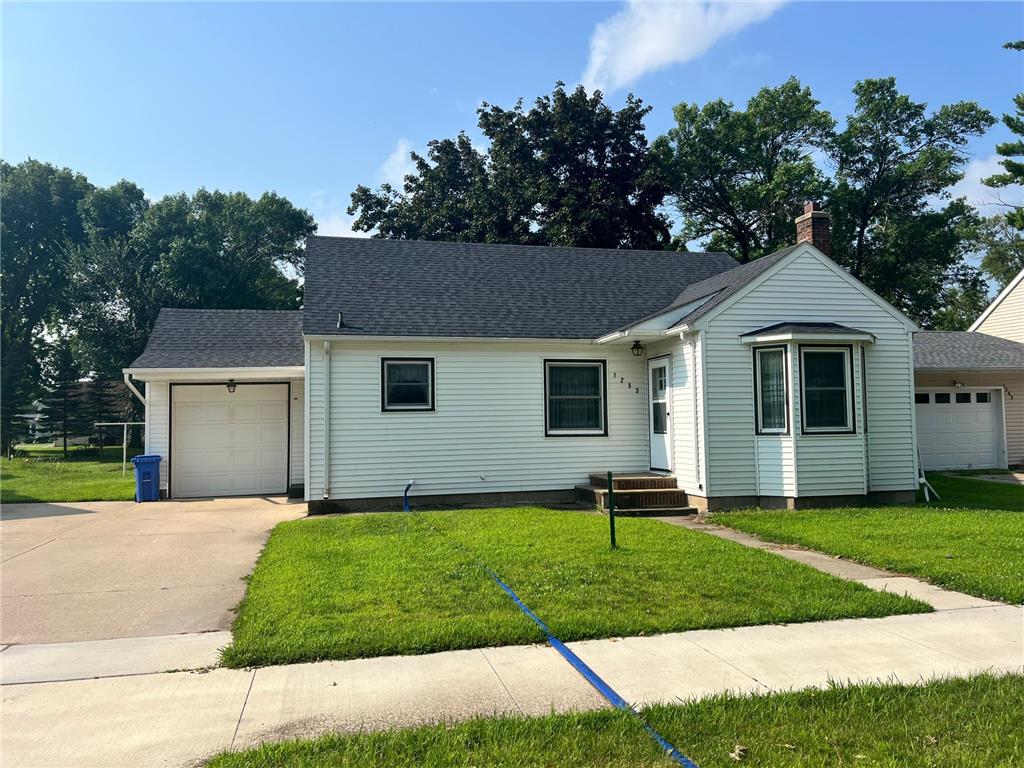 1253 Chestnut Street Dawson MN 56232 6651597 image1