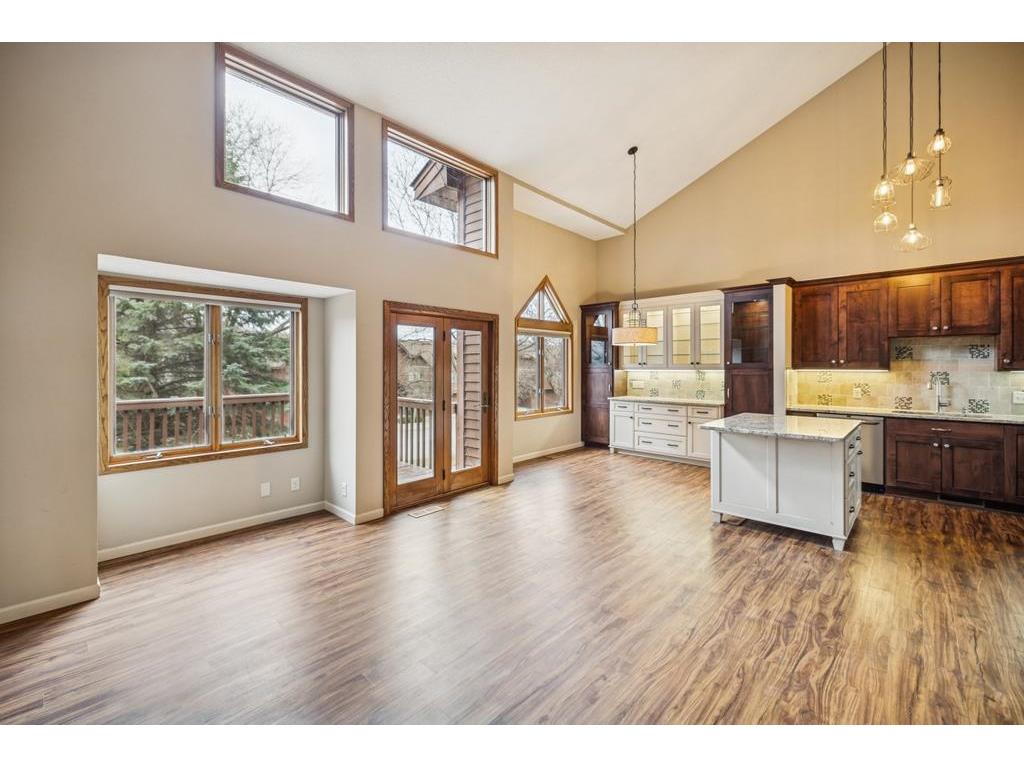 12532 Parkwood Drive Burnsville MN 55337 6680269 image1