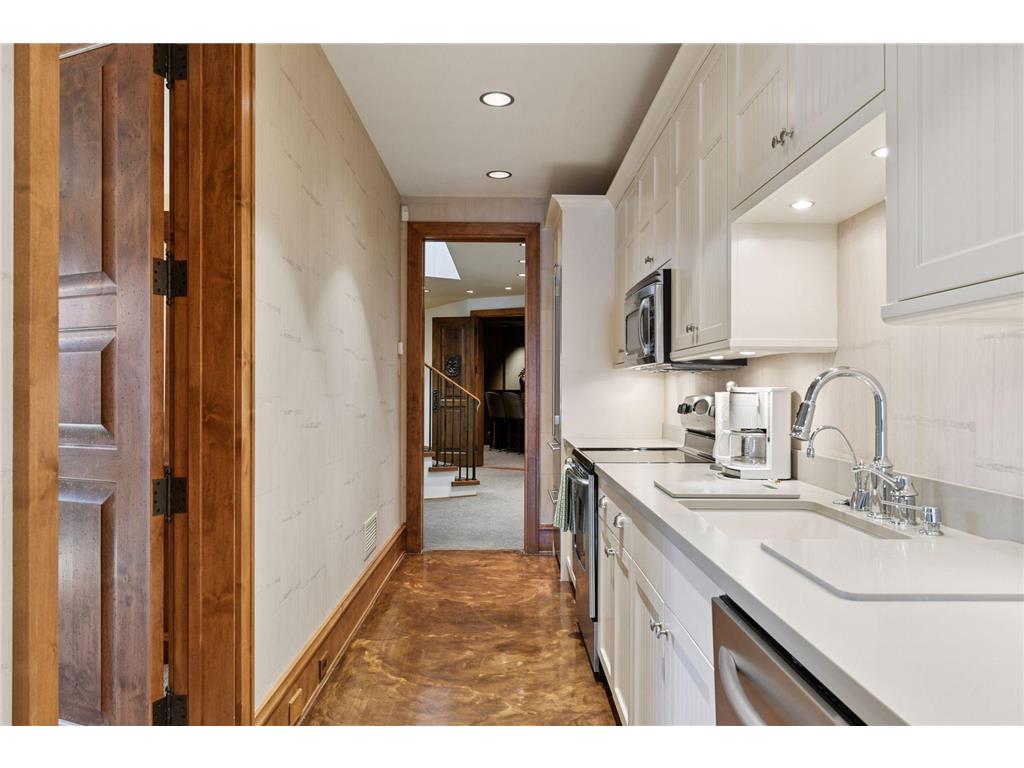 12535 Beach Circle Eden Prairie MN 55344 - Bryant 6813015 image66