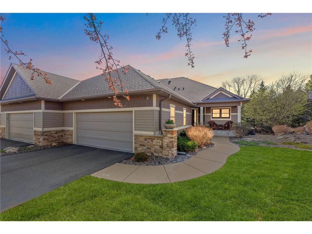 1254 Holly Avenue N Oakdale MN 55128 6707270 image1