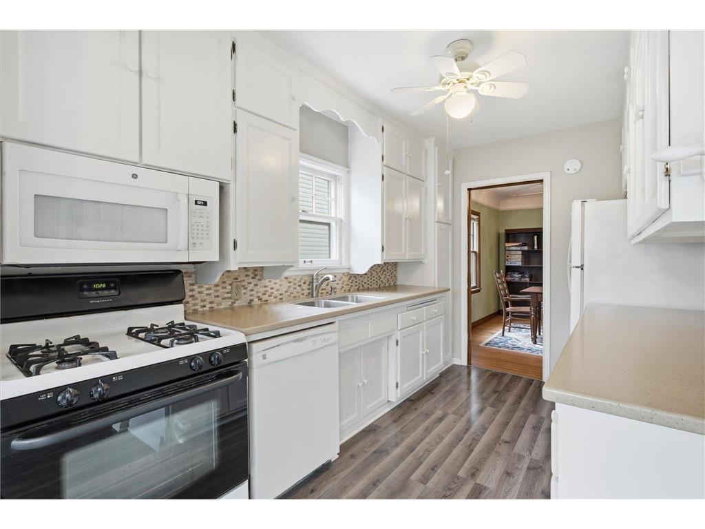 1254 Marion Street Saint Paul MN 55117 7063022 image11