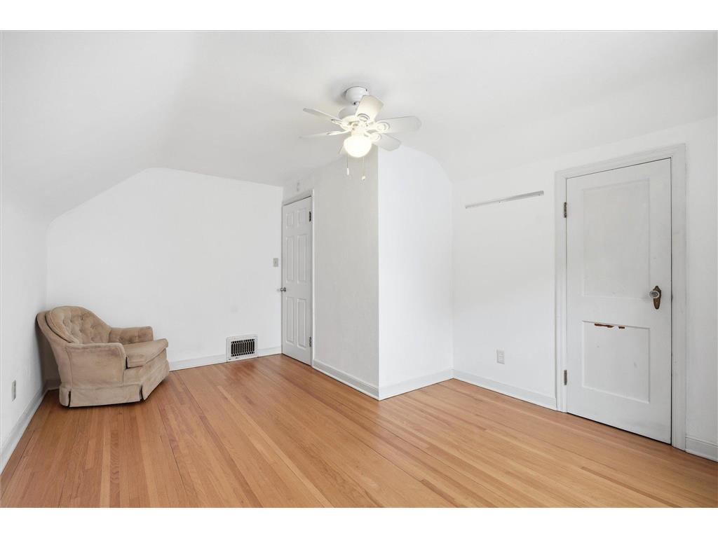 1254 Marion Street Saint Paul MN 55117 7063022 image21