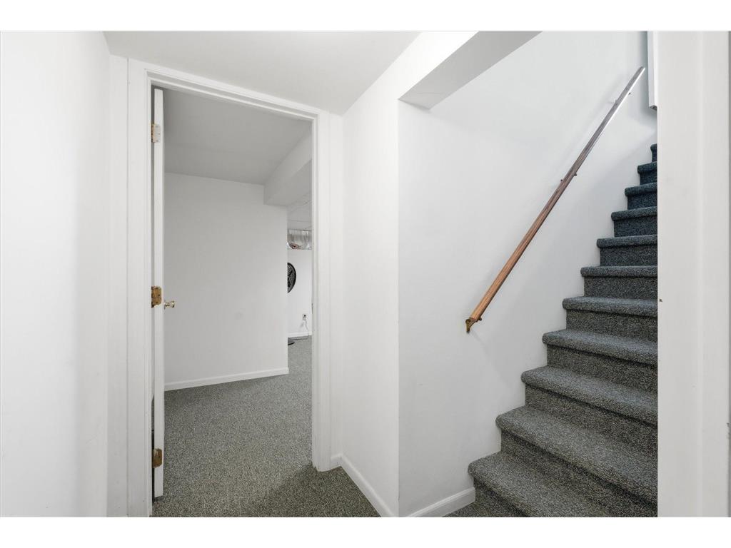 1254 Marion Street Saint Paul MN 55117 7063022 image22