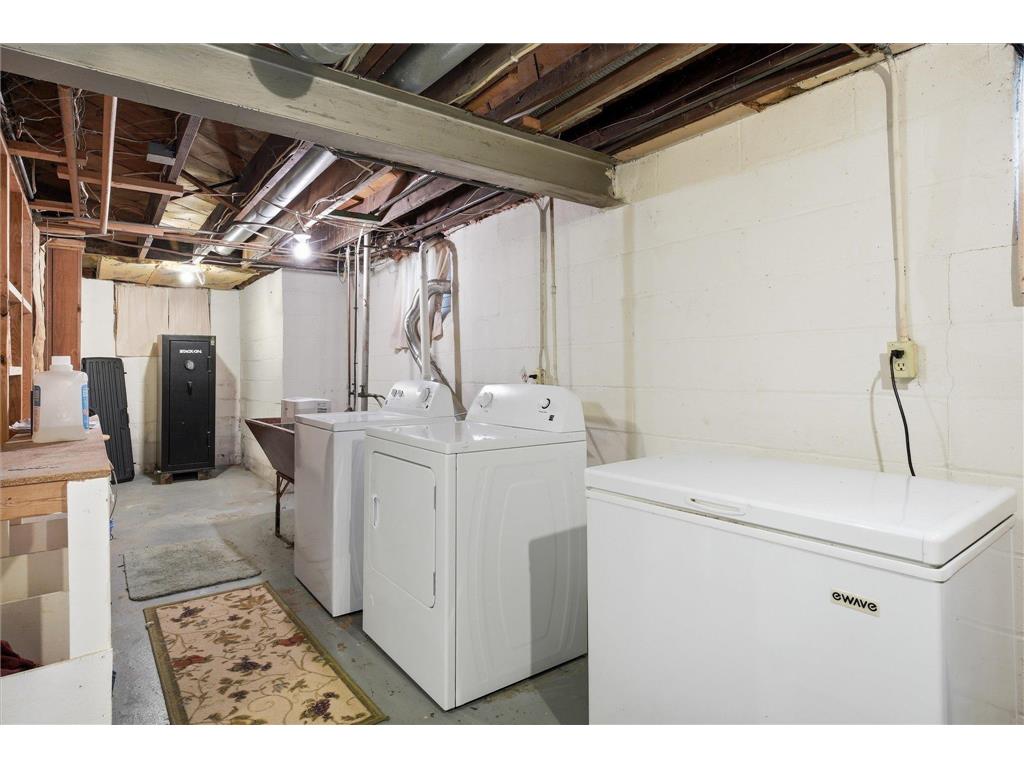 1254 Marion Street Saint Paul MN 55117 7063022 image25