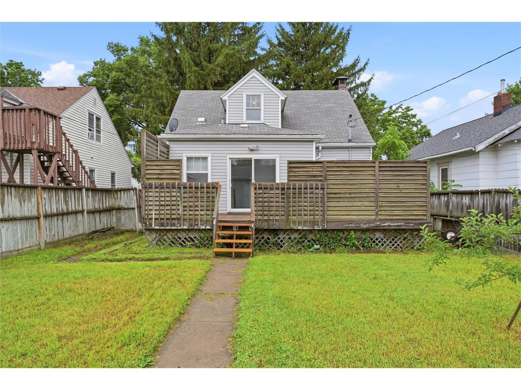 1254 Marion Street Saint Paul MN 55117 7063022 image28