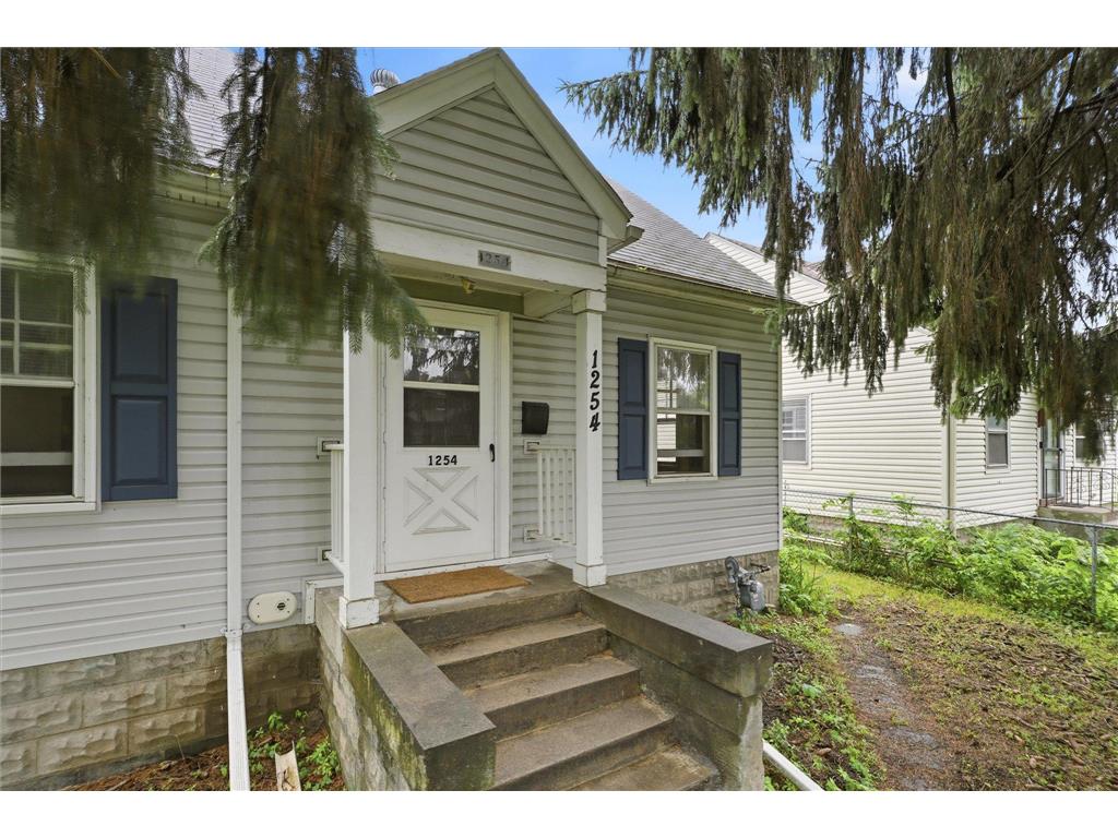 1254 Marion Street Saint Paul MN 55117 7063022 image3