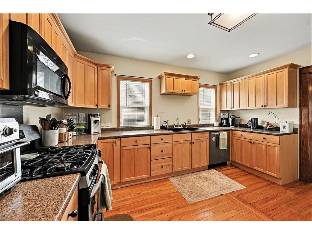 1254 Thomas Avenue Saint Paul MN 55104 7052892 image12