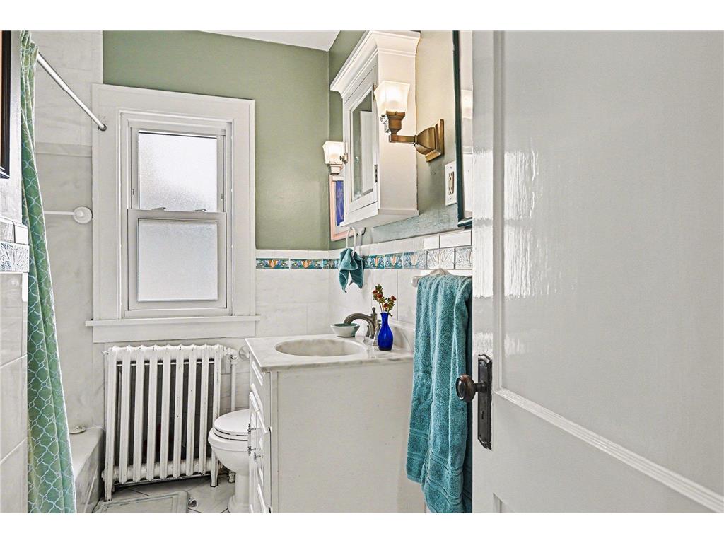 1254 Thomas Avenue Saint Paul MN 55104 7052892 image21