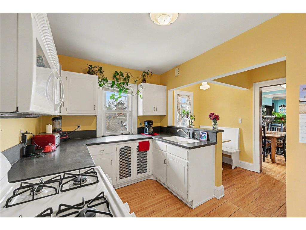 1254 Thomas Avenue Saint Paul MN 55104 7052892 image23