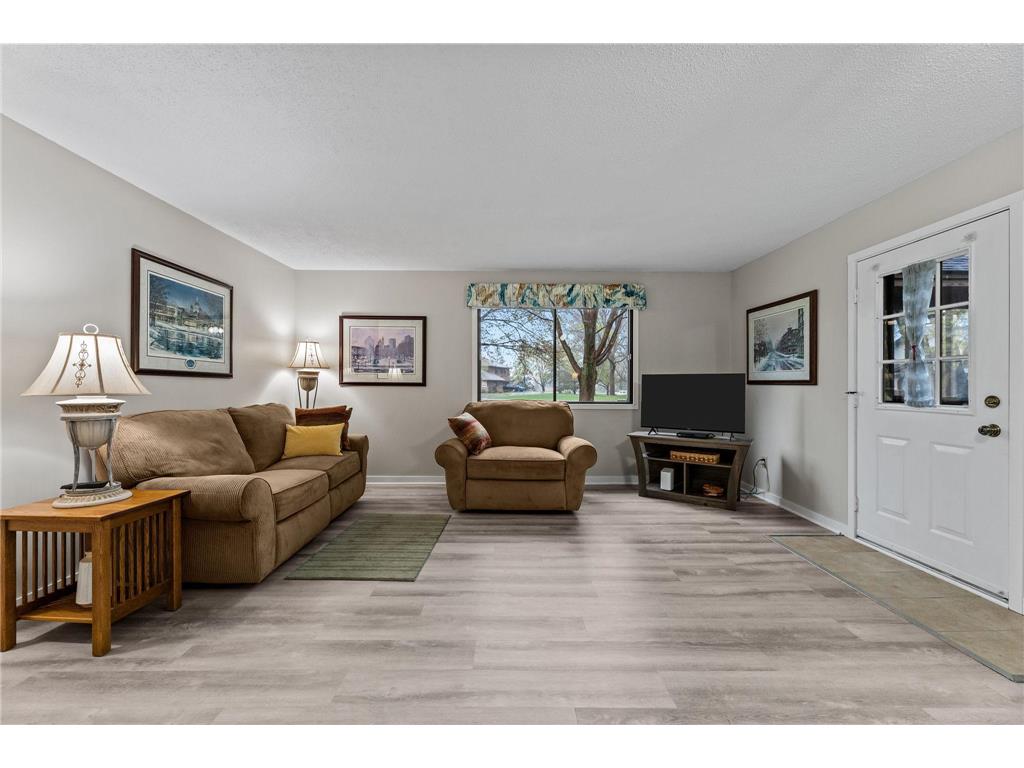 12542 Alder Street NW Coon Rapids MN 55448 7061357 image1