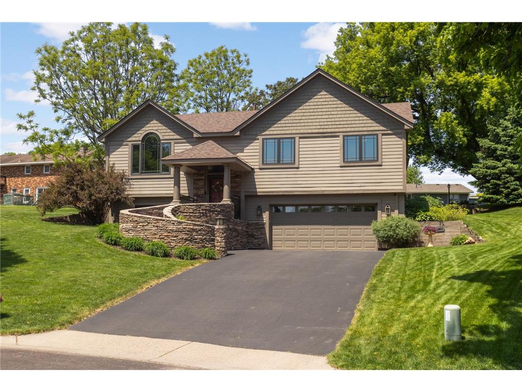 1255 Doe Circle White Bear Twp MN 55110 7064041 image1
