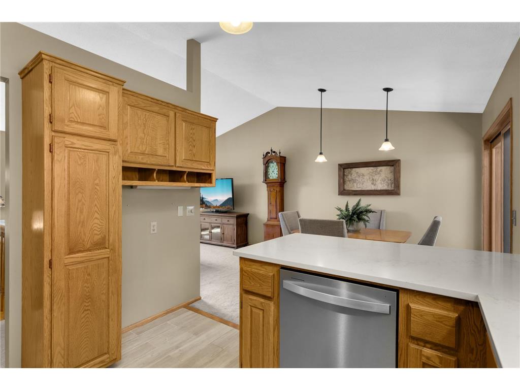 1255 Doe Circle White Bear Twp MN 55110 7064041 image12