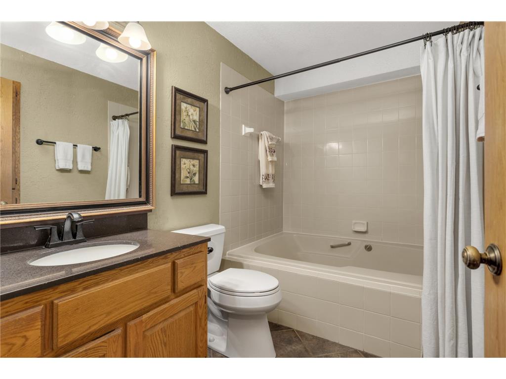 1255 Doe Circle White Bear Twp MN 55110 7064041 image13