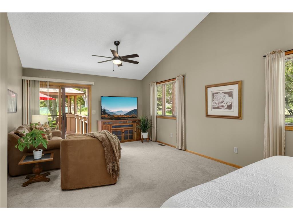 1255 Doe Circle White Bear Twp MN 55110 7064041 image15