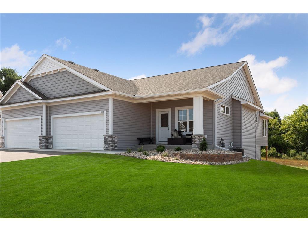 1255 Naser Way New Richmond WI 54017 6567918 image1