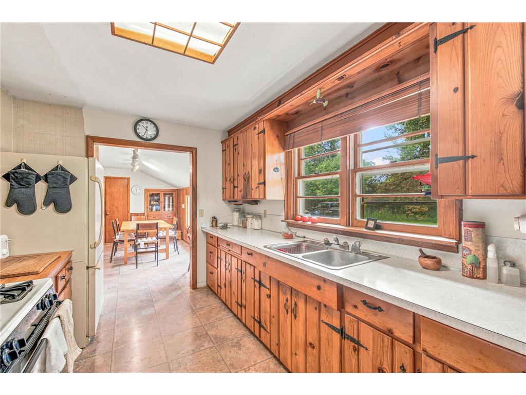 1256 Rice Street Braham MN 55006 7111475 image8