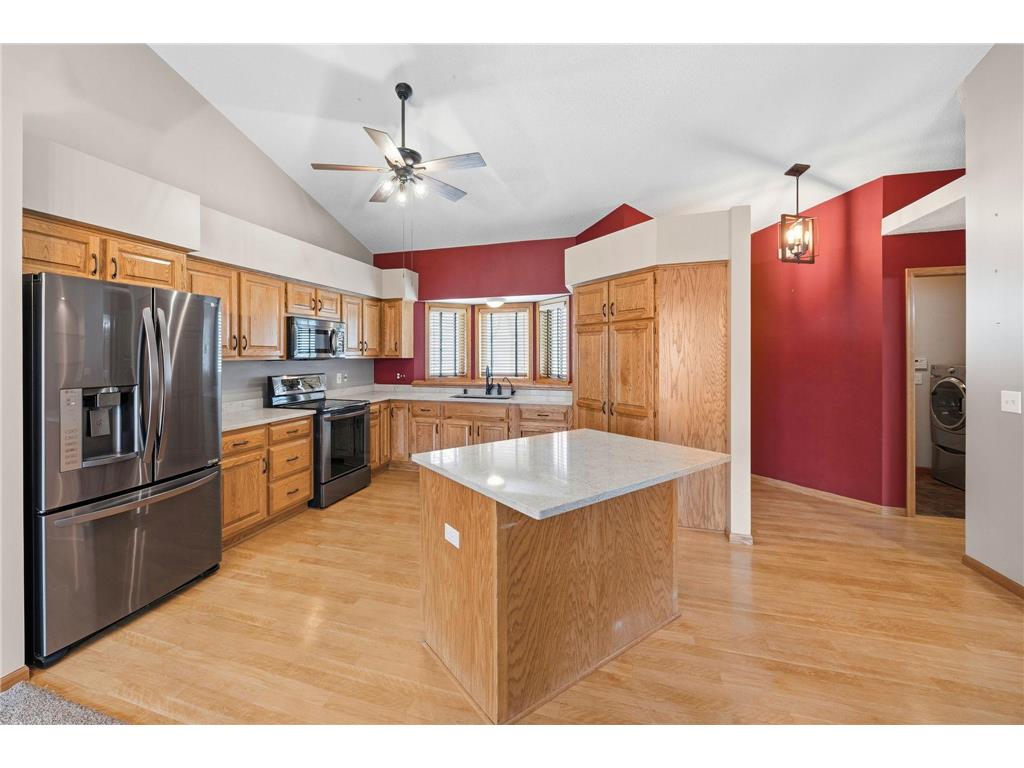 12568 Drake Street NW Coon Rapids MN 55448 7037646 image5