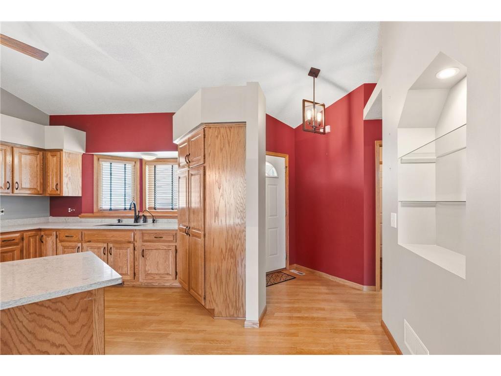 12568 Drake Street NW Coon Rapids MN 55448 7037646 image7