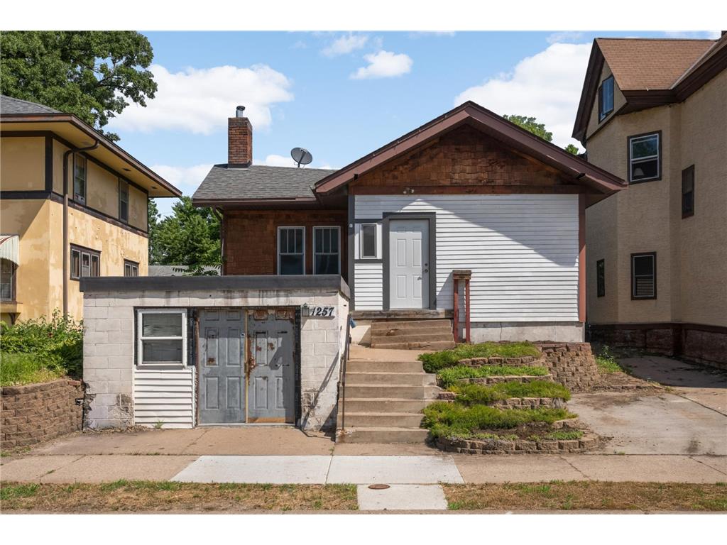 1257 7th Street E Saint Paul MN 55106 7109378 image1