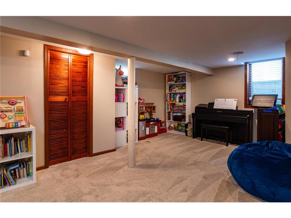 1257 Idaho Avenue W Saint Paul MN 55108 7104730 image30