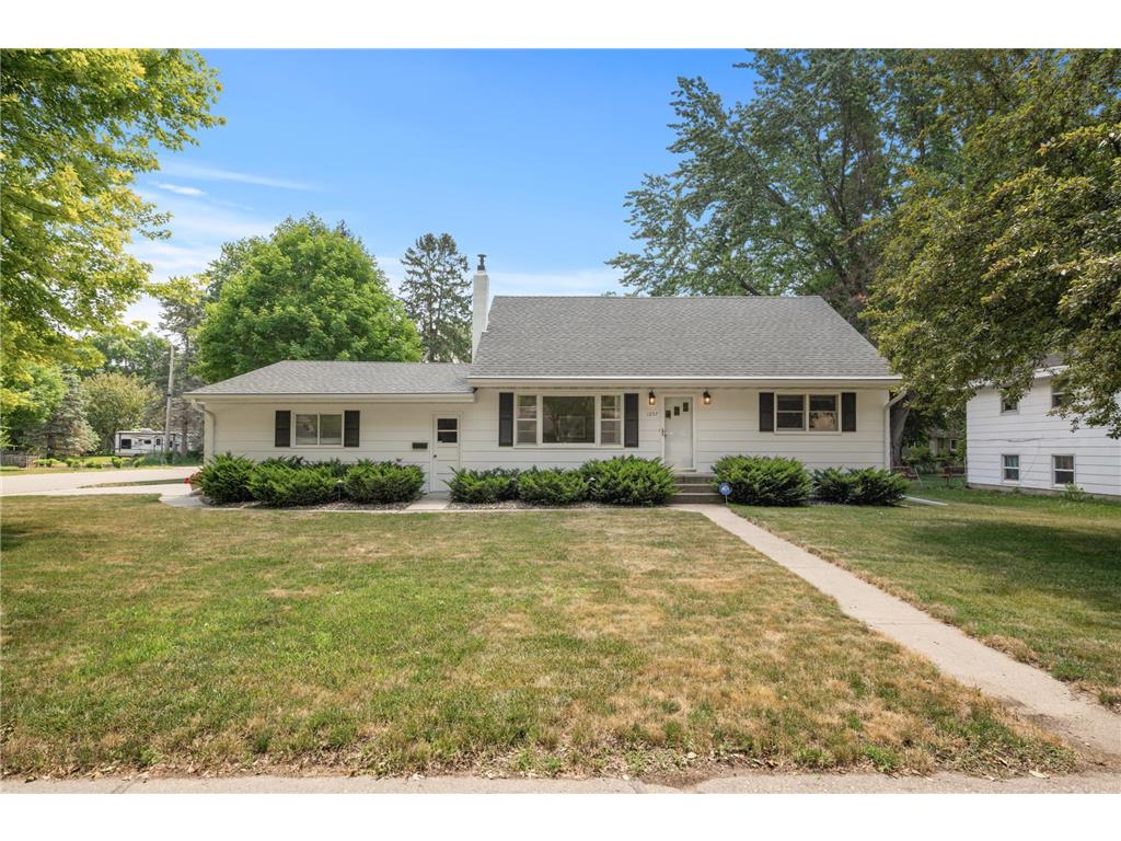 1257 Prairie Street Chaska MN 55318 6393041 image1