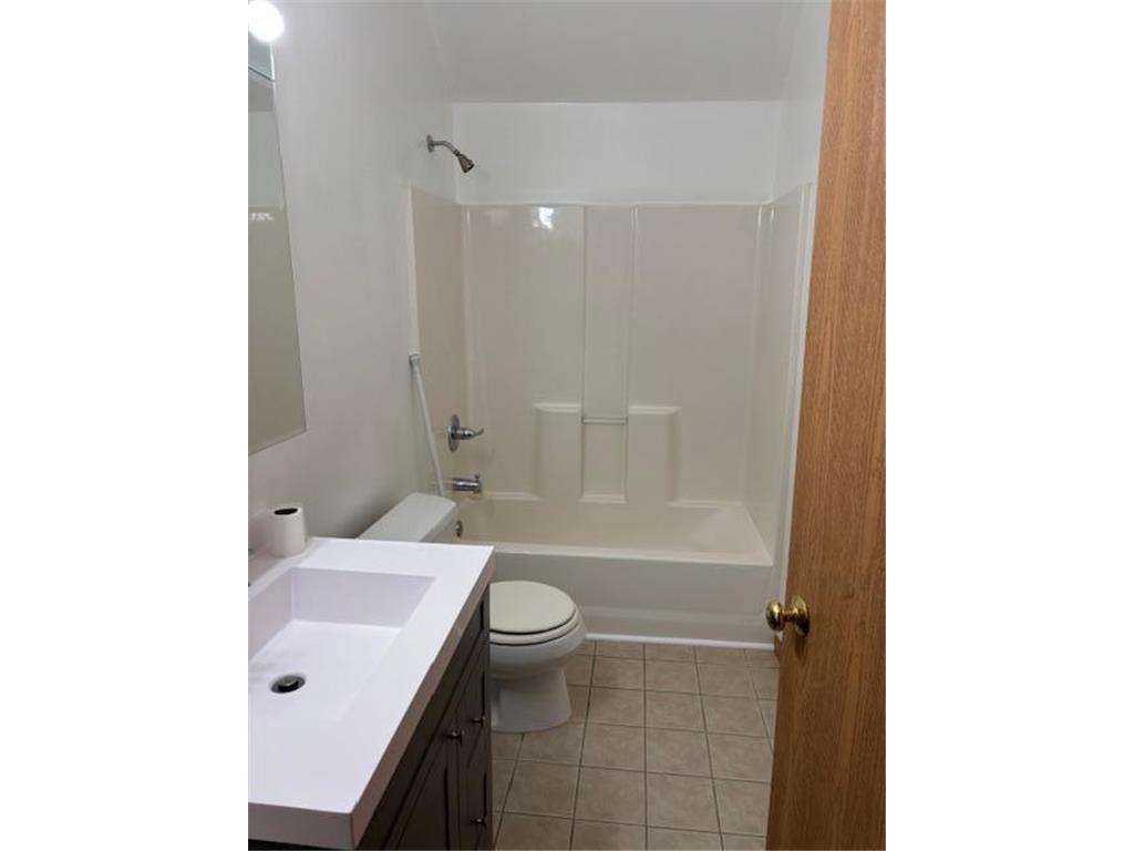 1257 Rice Street Saint Paul MN 55117 7064168 image21