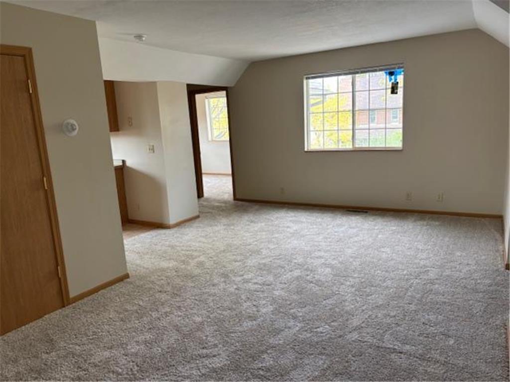 1257 Rice Street Saint Paul MN 55117 7064168 image24