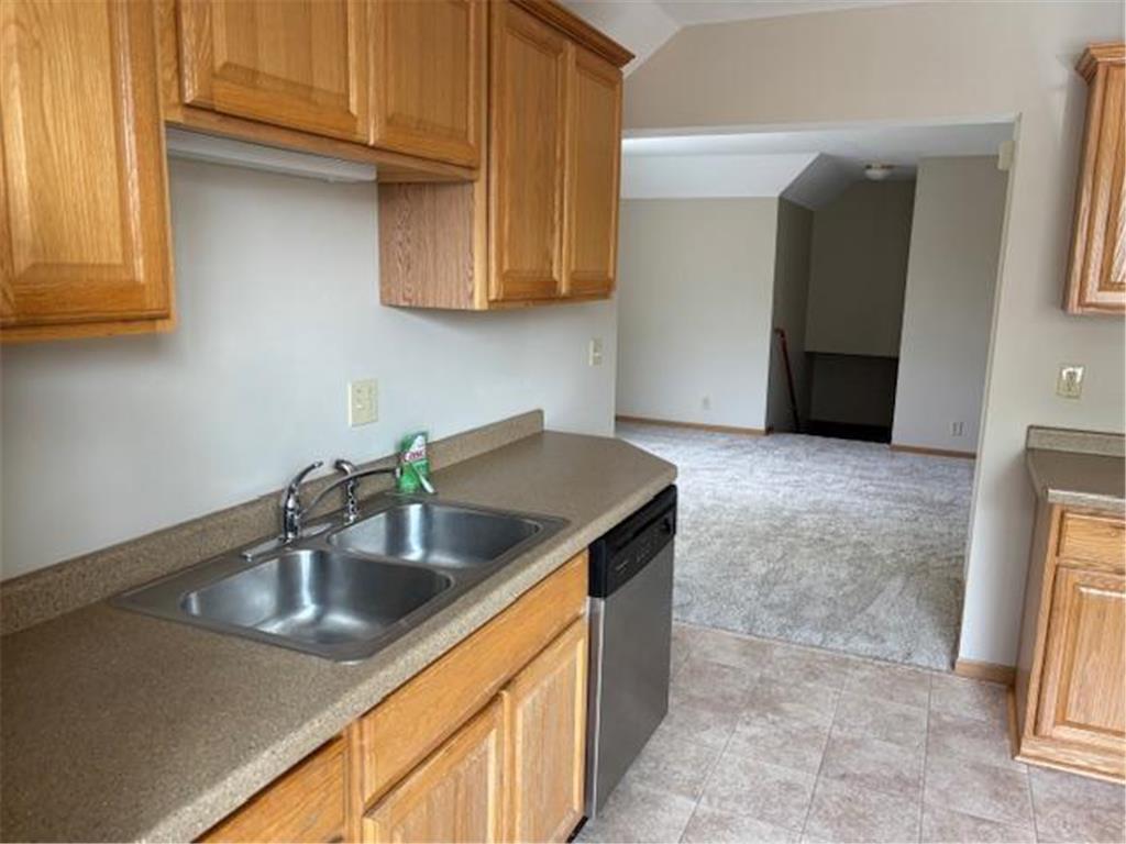 1257 Rice Street Saint Paul MN 55117 7064168 image25