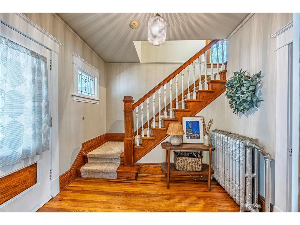 1257 Selby Avenue Saint Paul MN 55104 7082800 image17