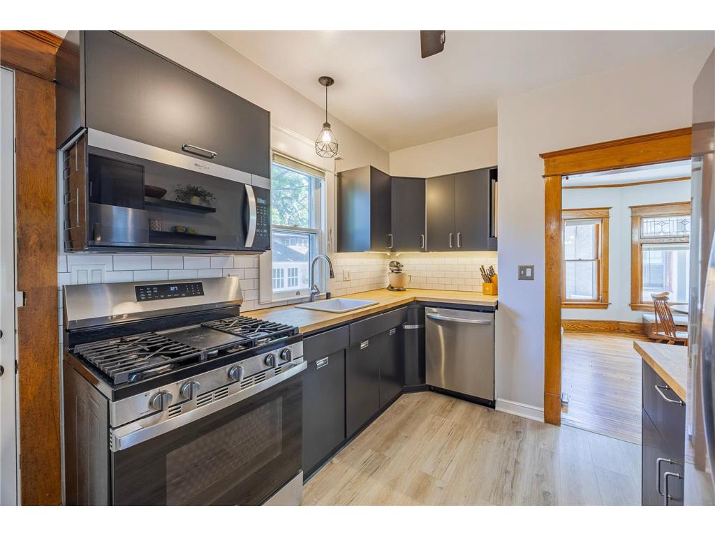 1257 Selby Avenue Saint Paul MN 55104 7082800 image21