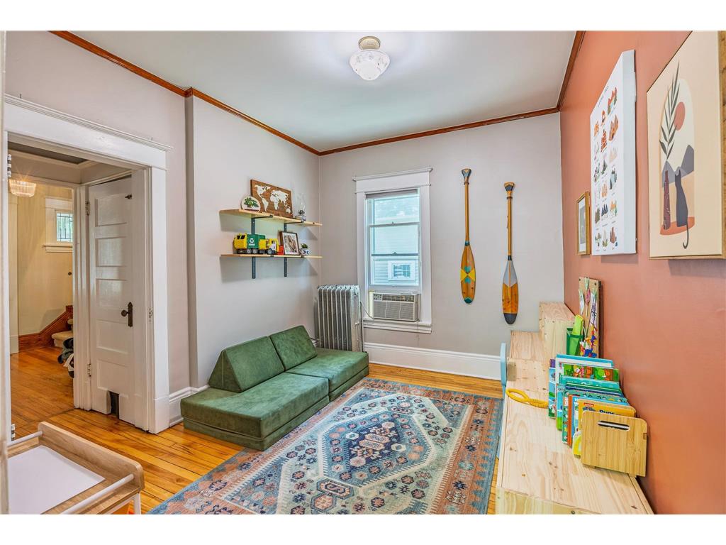 1257 Selby Avenue Saint Paul MN 55104 7082800 image22