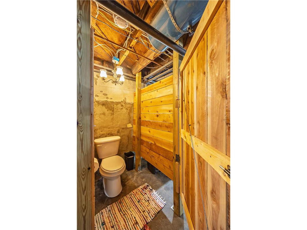 1257 Selby Avenue Saint Paul MN 55104 7082800 image33