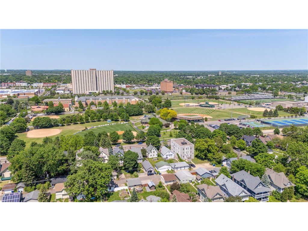 1257 Selby Avenue Saint Paul MN 55104 7082800 image38