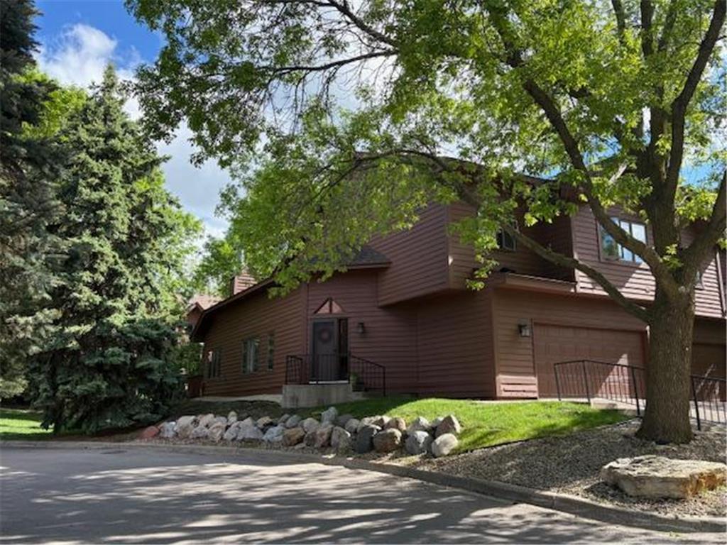 12572 Parkwood Drive Burnsville MN 55337 7076087 image1