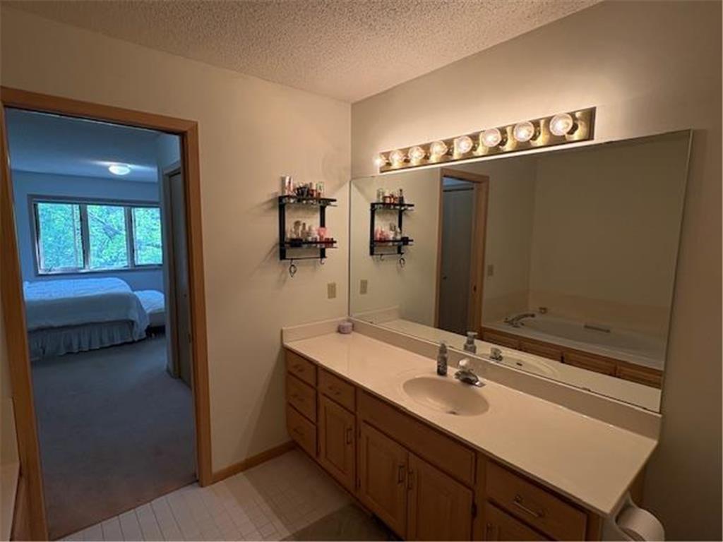 12572 Parkwood Drive Burnsville MN 55337 7076087 image14