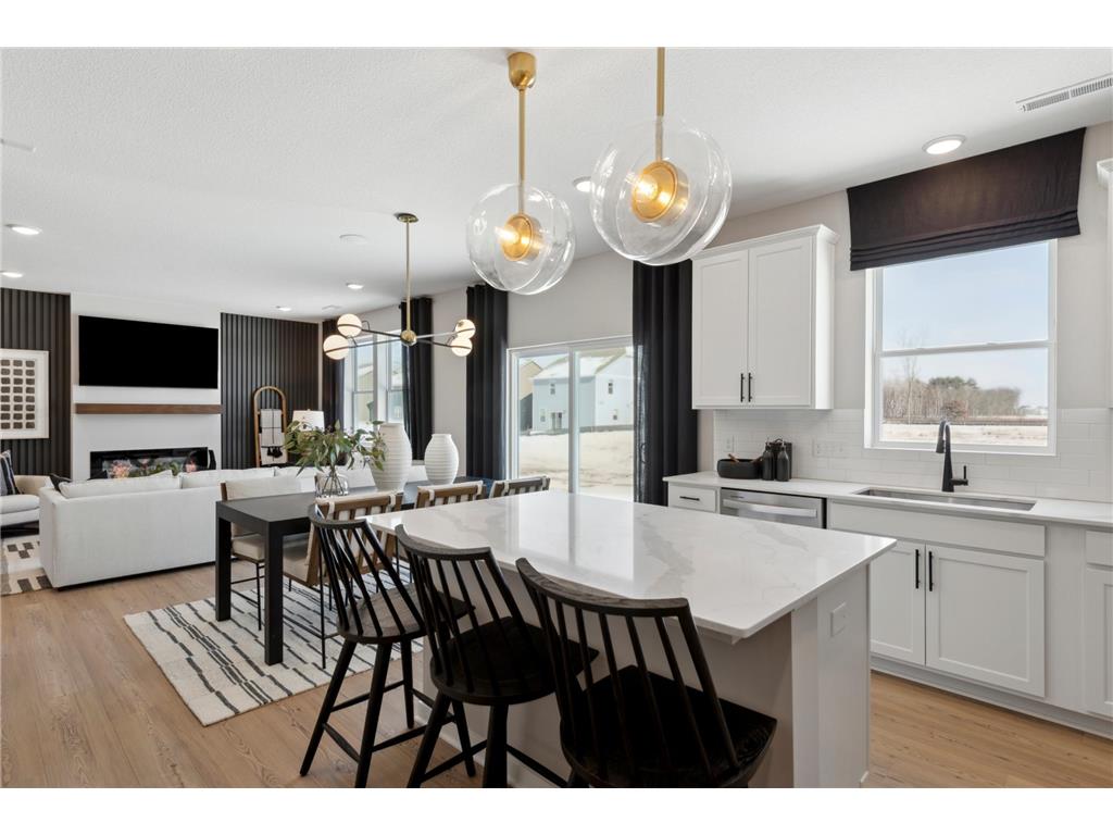 12574 Erskin Street NE Blaine MN 55449 7027834 image1