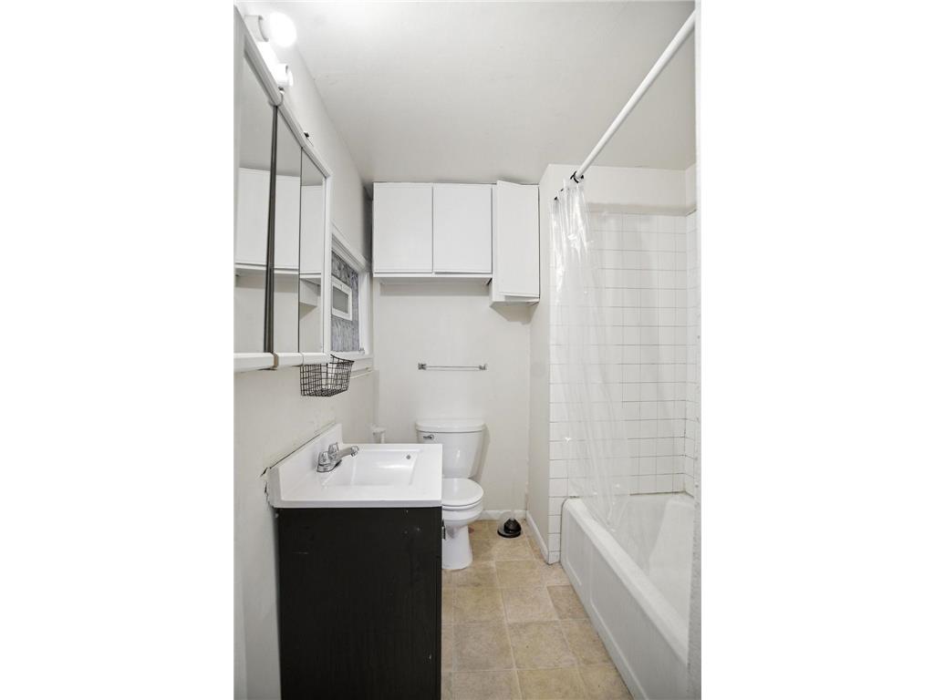 1259 Charles Avenue Saint Paul MN 55104 7074984 image14