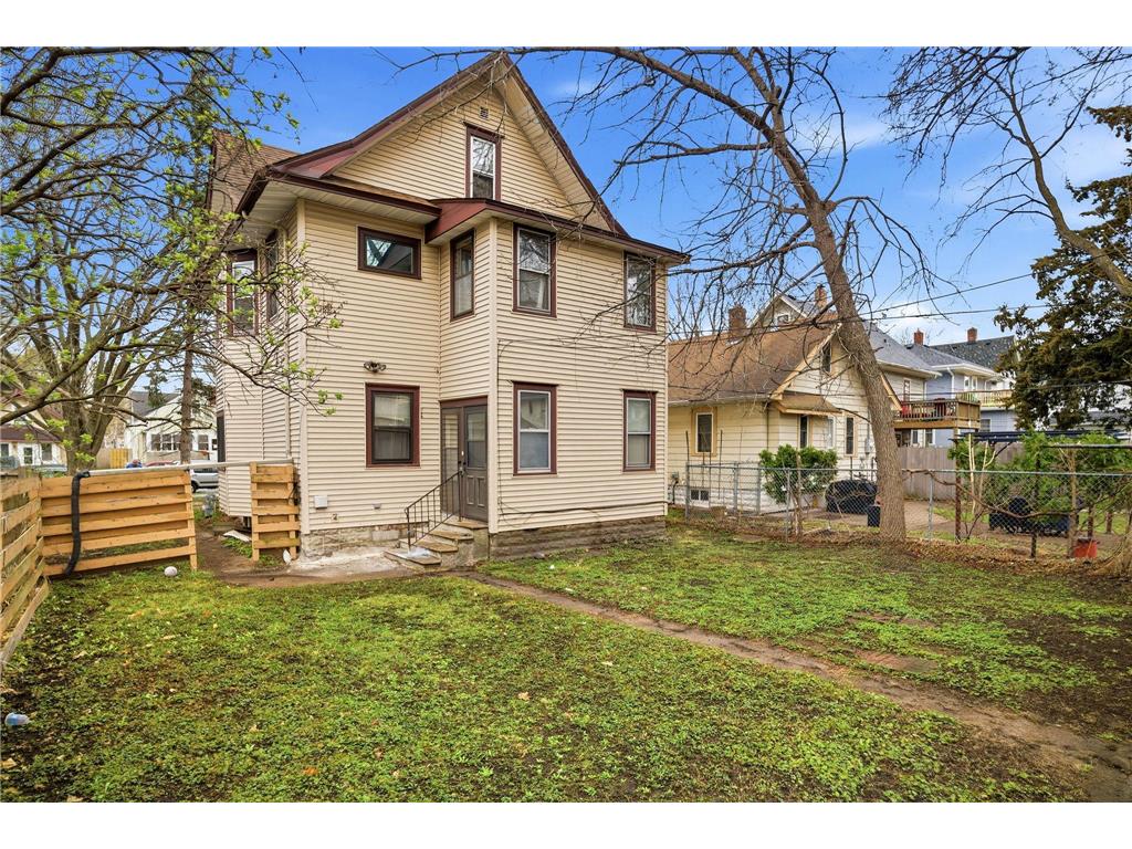 1259 Charles Avenue Saint Paul MN 55104 7074984 image16