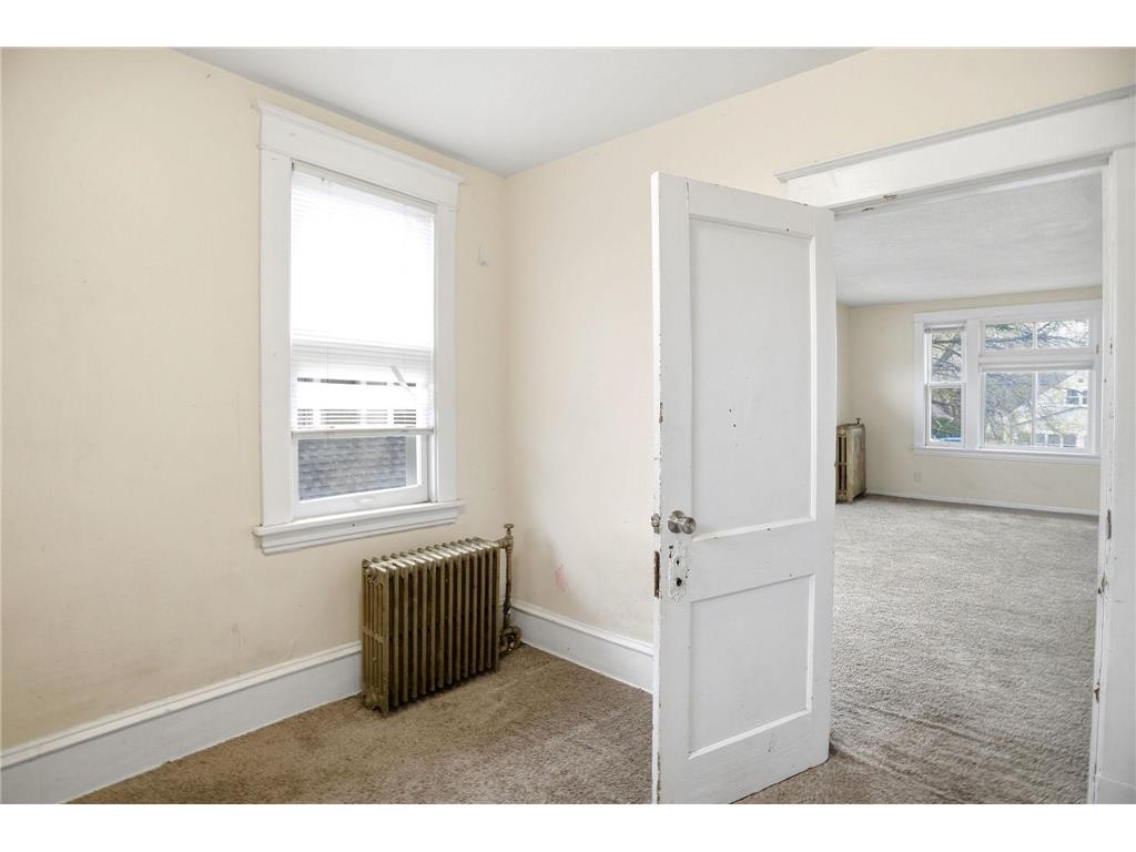 1259 Charles Avenue Saint Paul MN 55104 7074984 image4