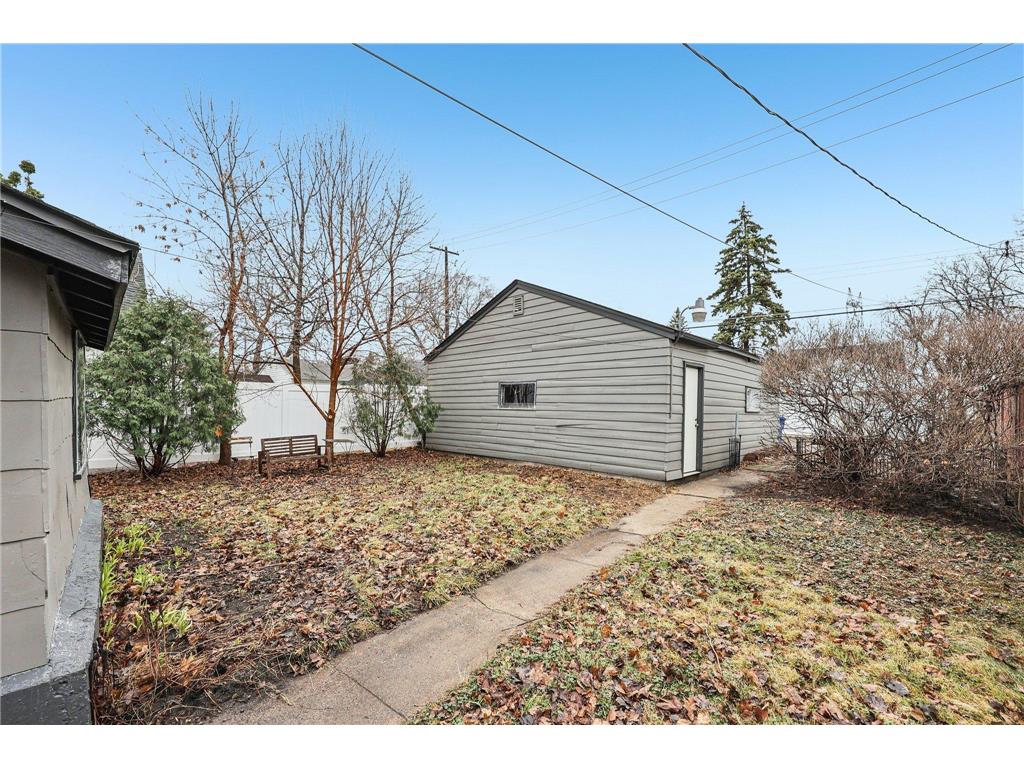 1259 Hewitt Avenue Saint Paul MN 55104 7042817 image30