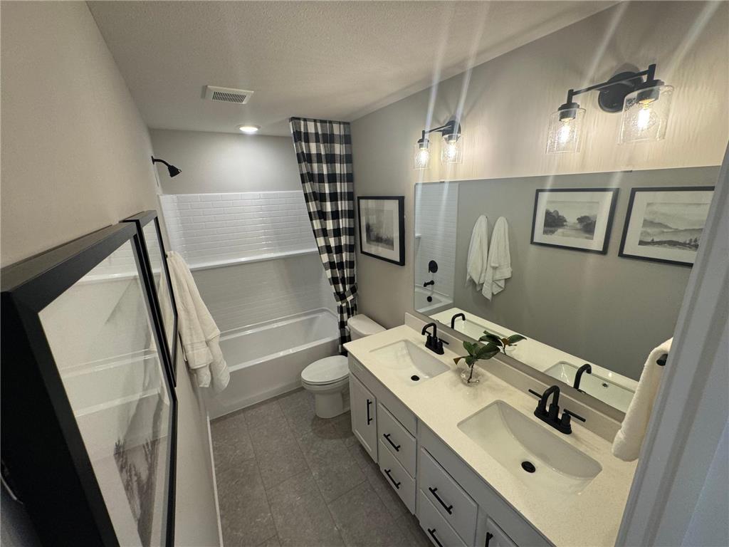 12594 Erskin Street NE Blaine MN 55449 7028345 image15