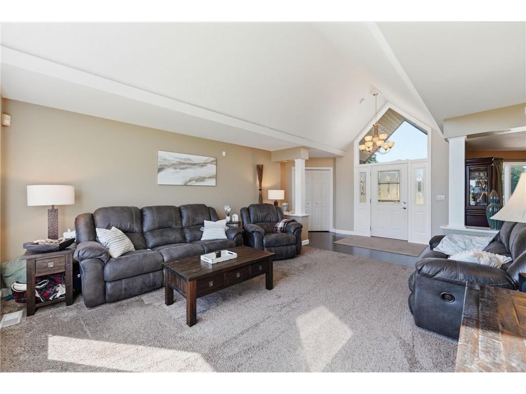 126 57th Avenue NE Willmar MN 56201 7094571 image15