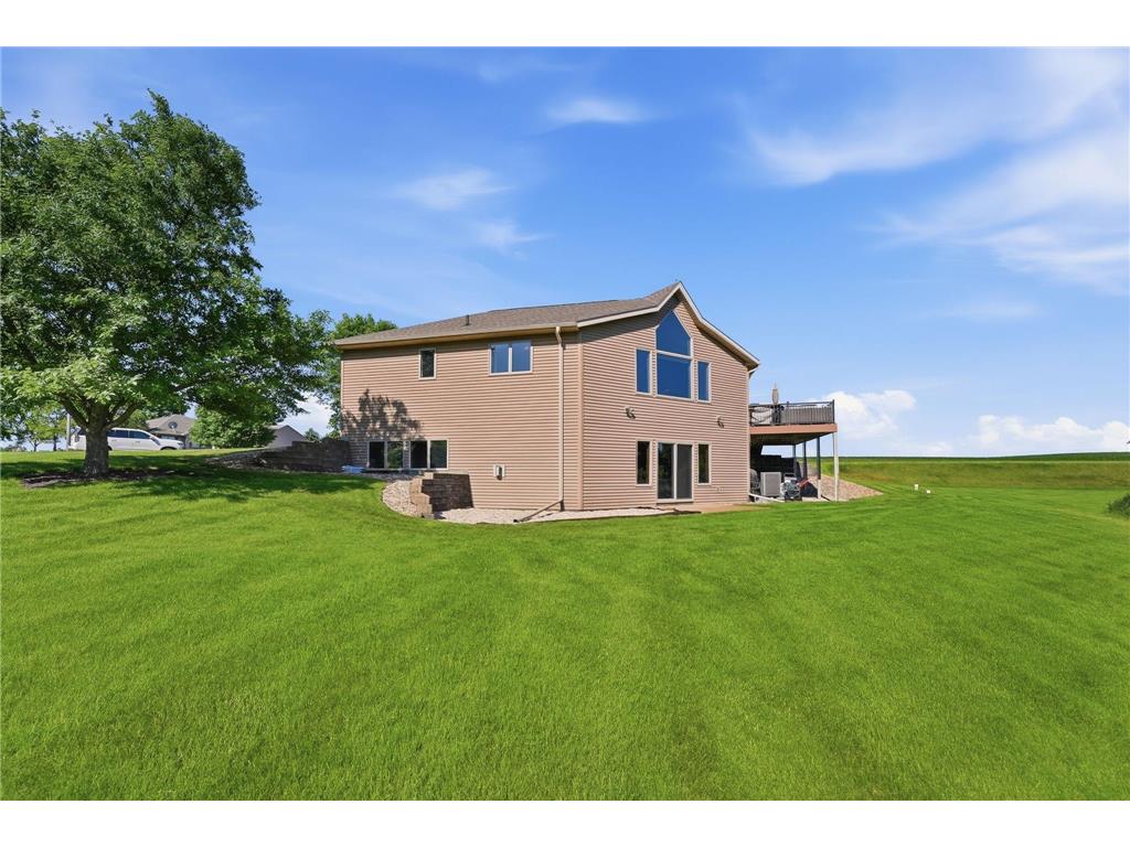 126 57th Avenue NE Willmar MN 56201 7094571 image5