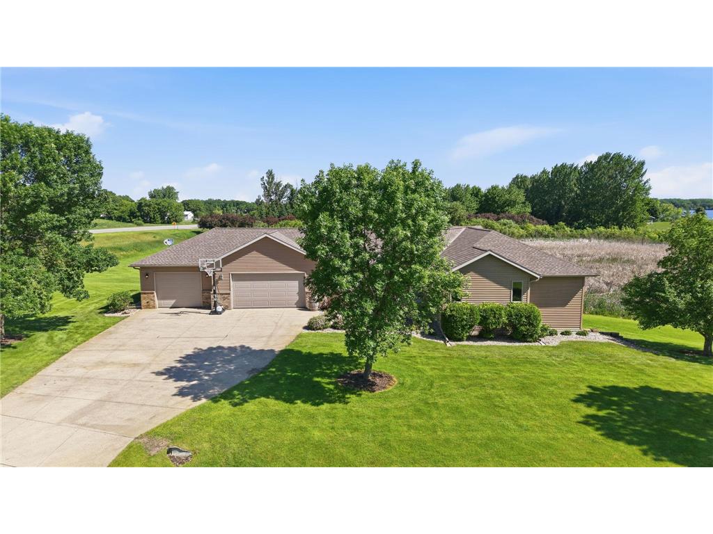126 57th Avenue NE Willmar MN 56201 7094571 image63