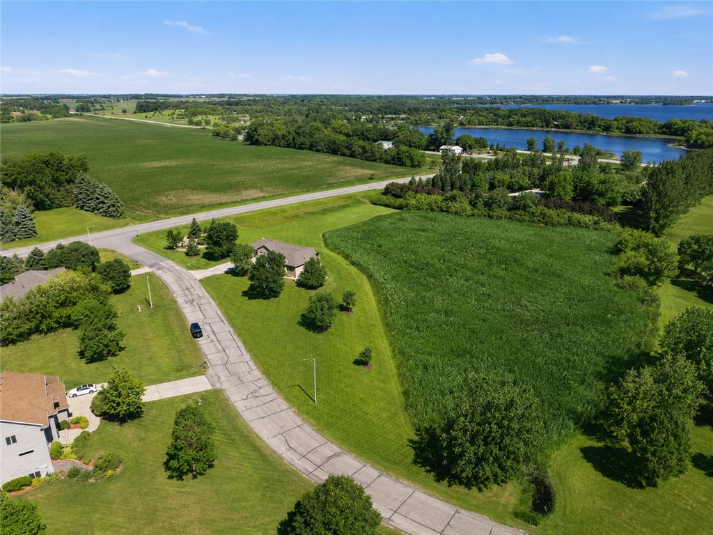 126 57th Avenue NE Willmar MN 56201 7094571 image68