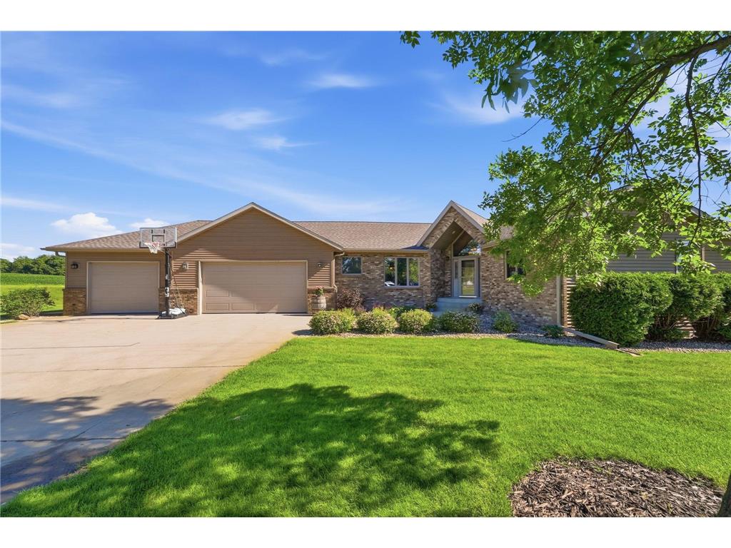 126 57th Avenue NE Willmar MN 56201 7094571 image9