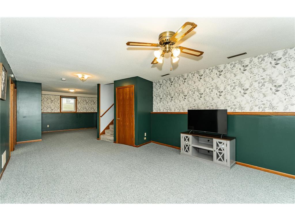 126 8th Street NE Byron MN 55920 7020073 image23