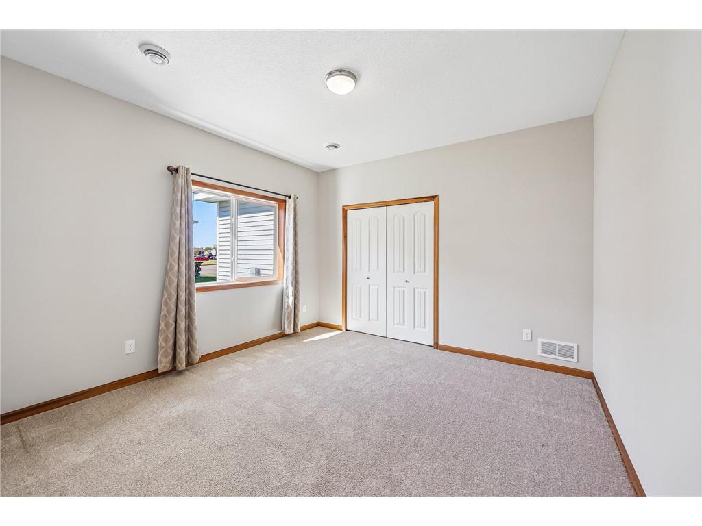 126 9th Avenue NE Isanti MN 55040 7071767 image25